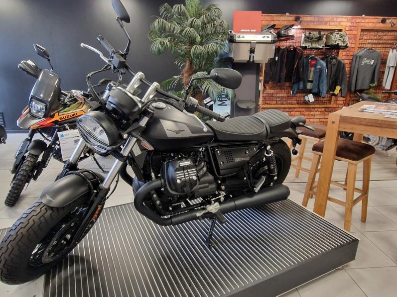 MOTO GUZZI V9 BOBBER